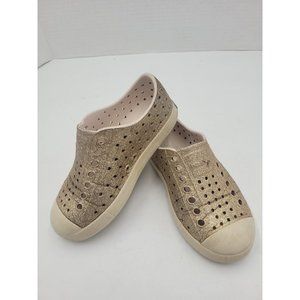 Native Jefferson Gold Slip On Water Shoes Size 10 Child Youth Unisex Boys Girls